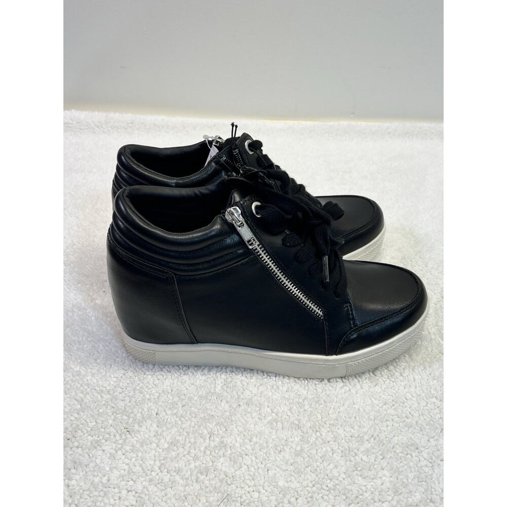 Torrid Black High Top Man Made Upper Lace Up Zip Women's Athletic Sneakers, 8.5
